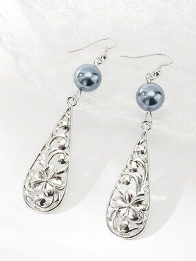 Silver Hawaiian Plumeria Teardrop Pearl Earrings